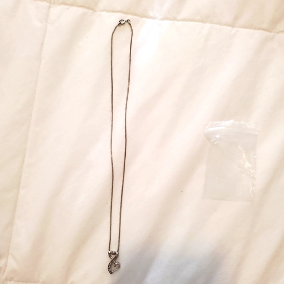 Silver necklace NWOT - Picture 3 of 6